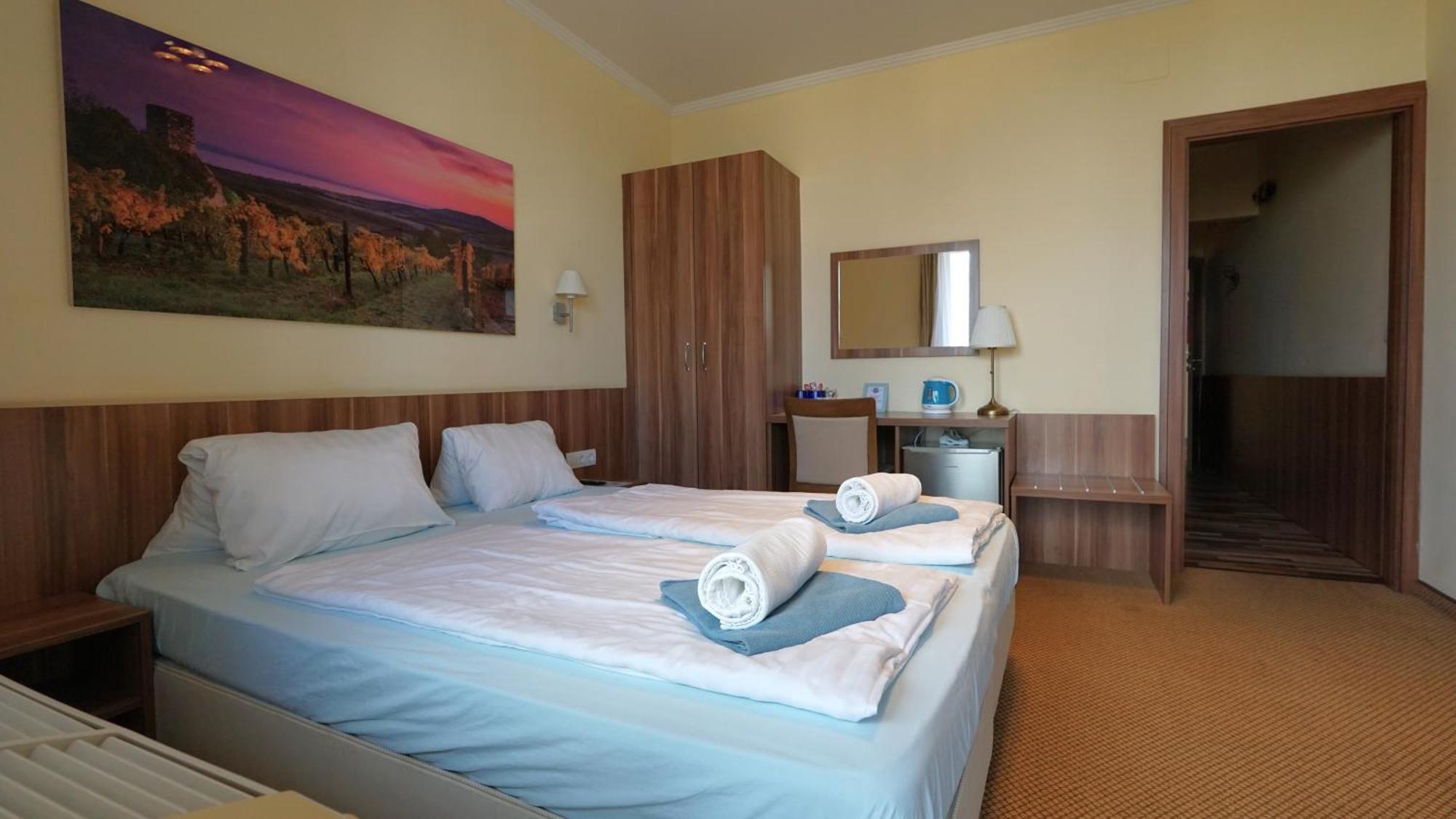 Balaton Colors Beach Hotel Siófok Extérieur photo