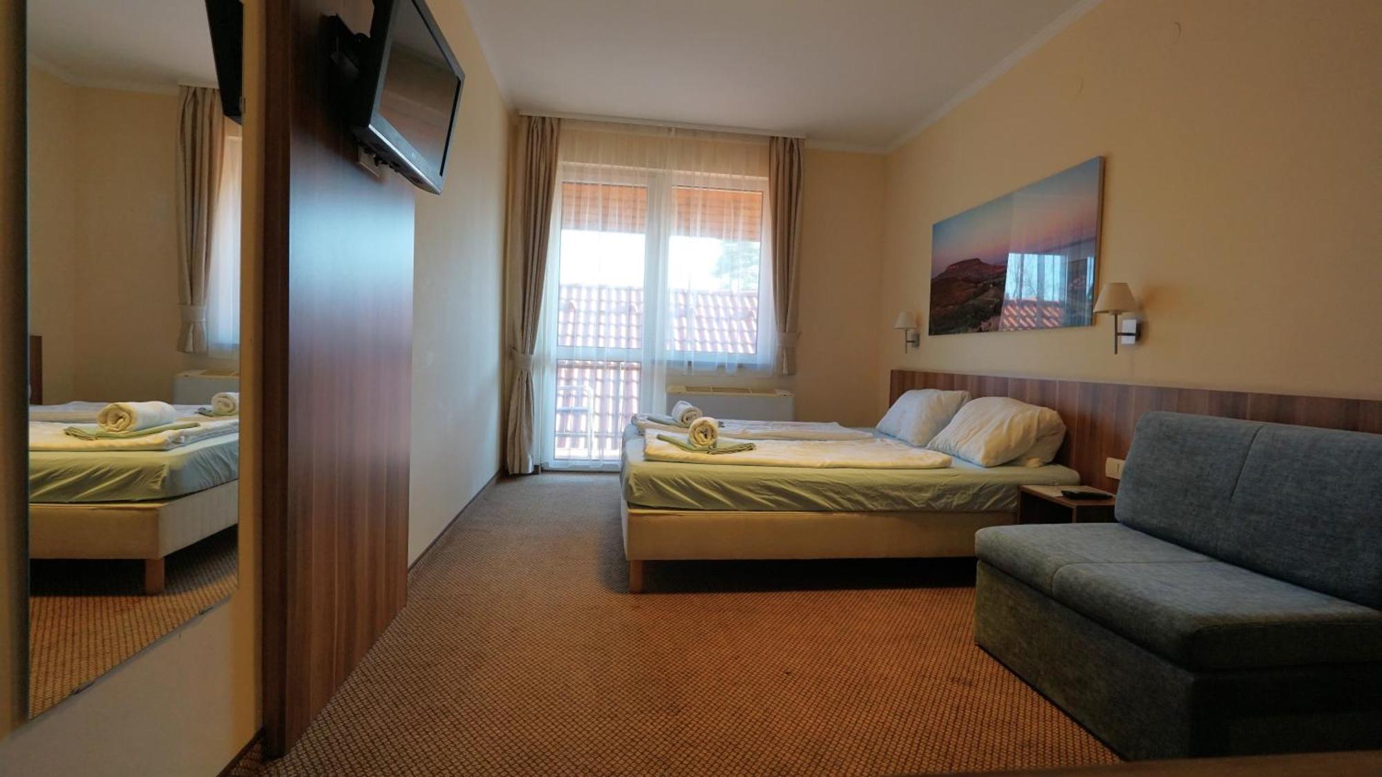 Balaton Colors Beach Hotel Siófok Extérieur photo