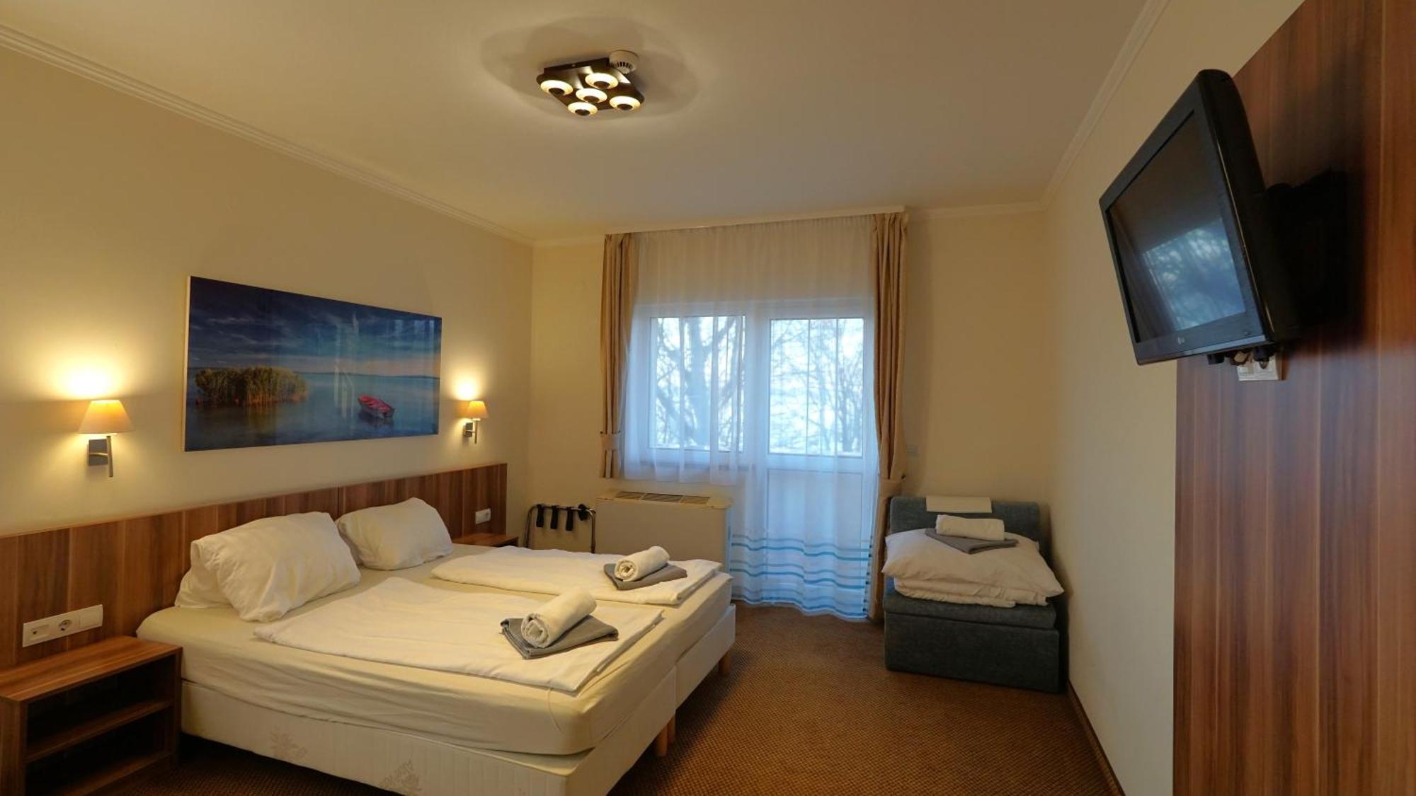 Balaton Colors Beach Hotel Siófok Extérieur photo