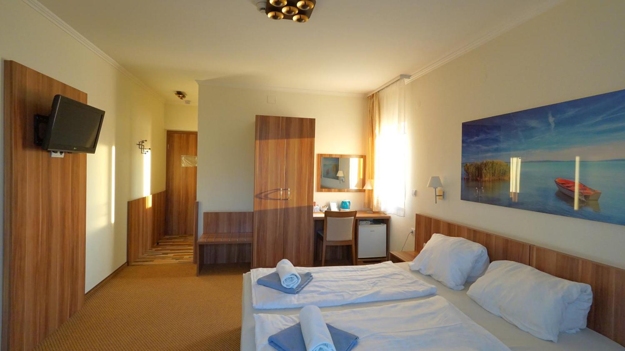 Balaton Colors Beach Hotel Siófok Extérieur photo